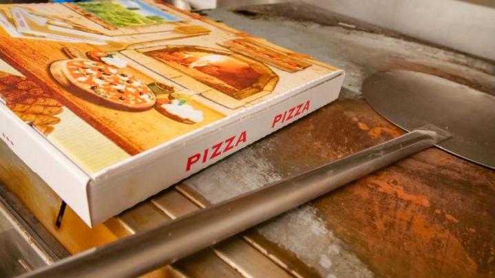 Pizza à emporter Sermaises